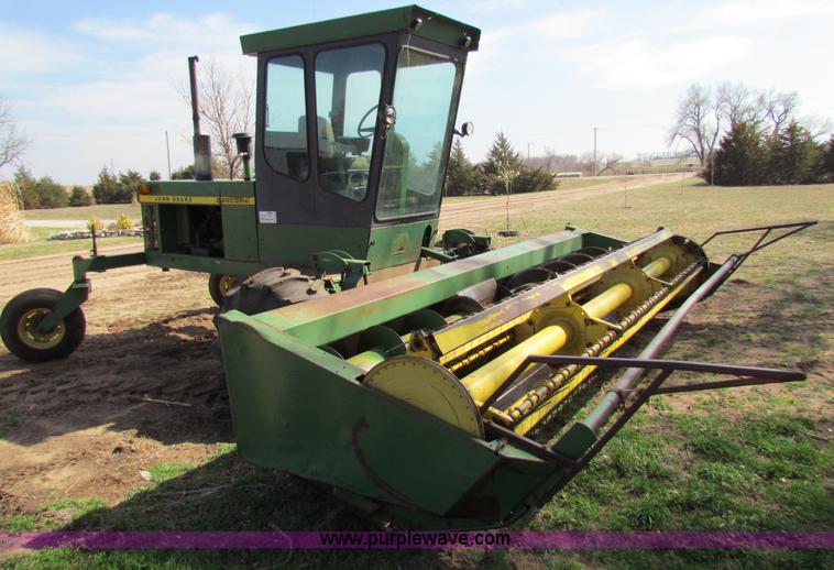 image for item B7203 John Deere 2280 swather