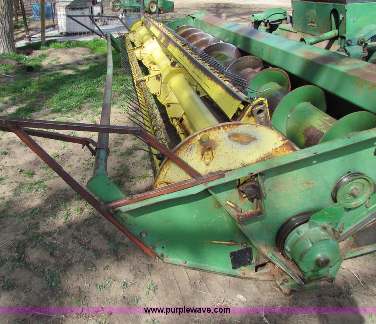 image for item B7203 John Deere 2280 swather