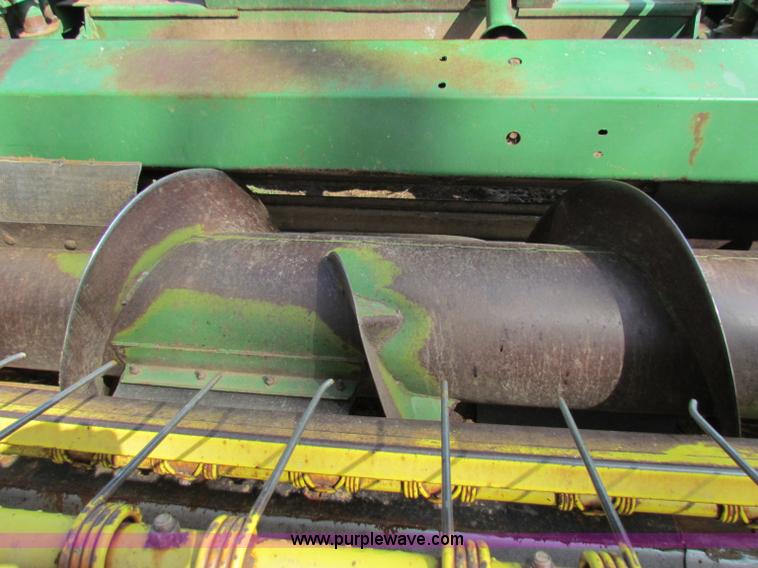 image for item B7203 John Deere 2280 swather