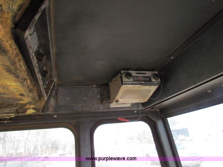 image for item B7203 John Deere 2280 swather