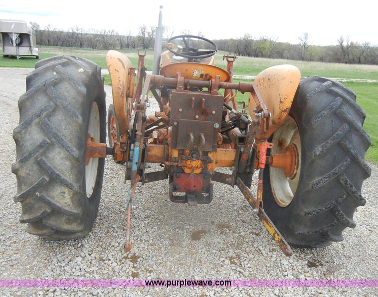 image for item C4373 International Harvester 404 tractor