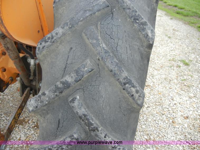 image for item C4373 International Harvester 404 tractor