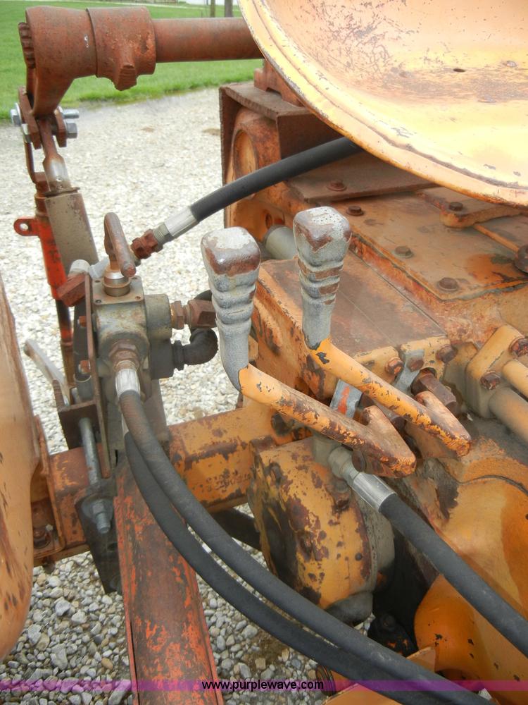 image for item C4373 International Harvester 404 tractor