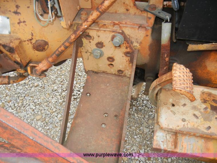 image for item C4373 International Harvester 404 tractor