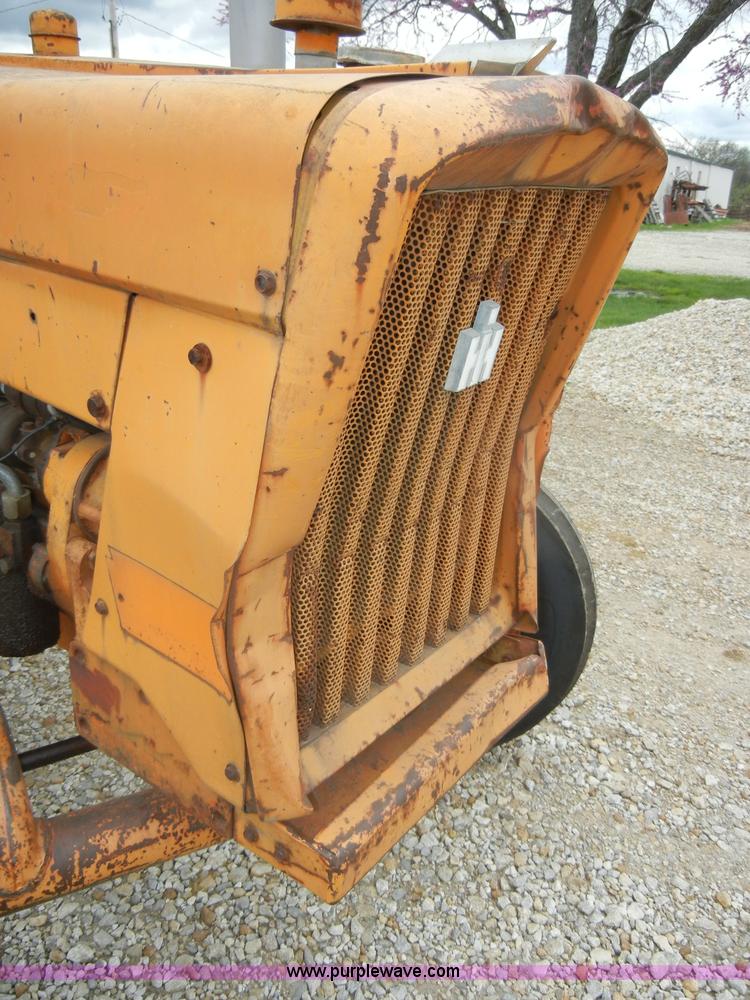 image for item C4373 International Harvester 404 tractor