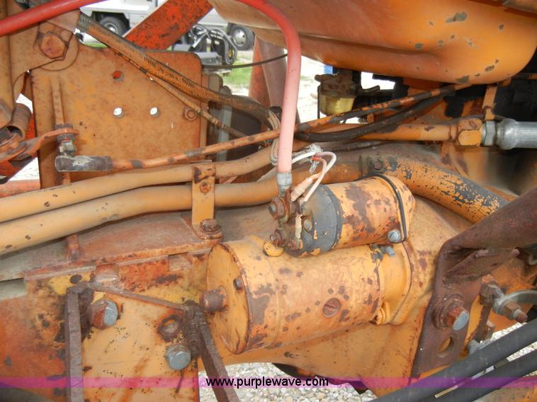 image for item C4373 International Harvester 404 tractor