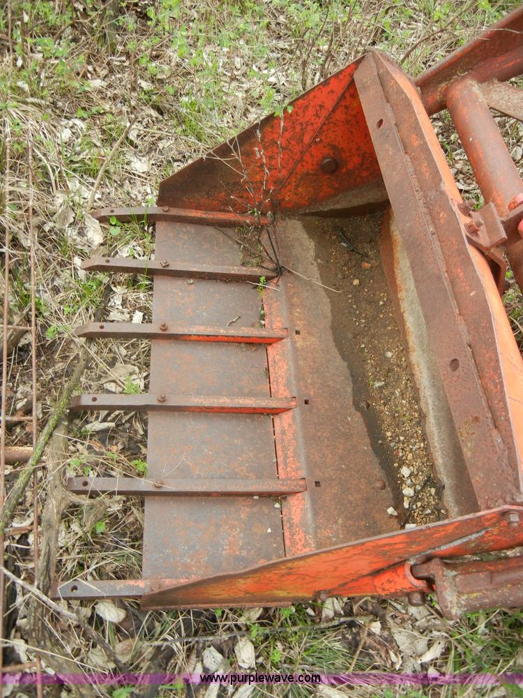 image for item C4373 International Harvester 404 tractor