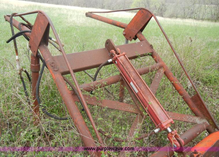 image for item C4373 International Harvester 404 tractor