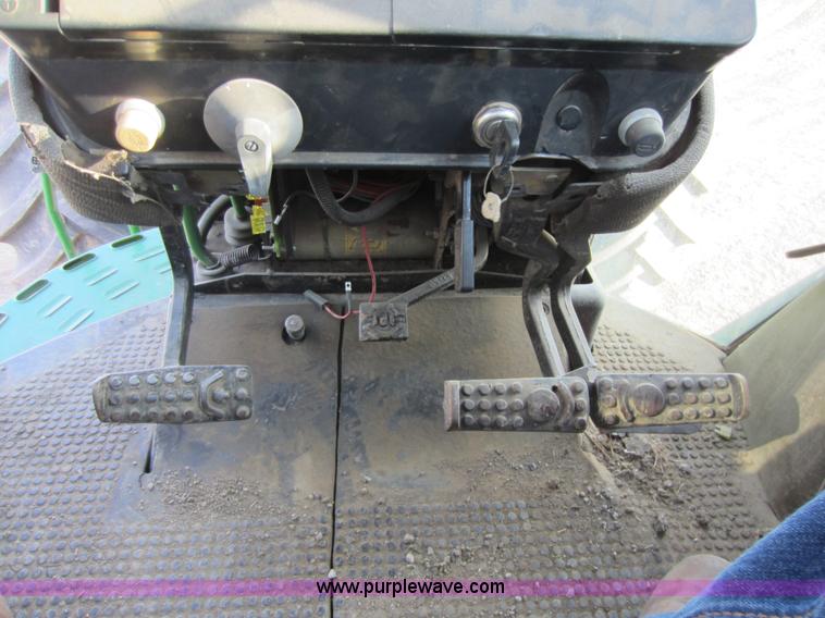 image for item C5361 1992 John Deere 4955 tractor