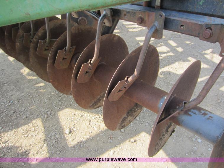 image for item C5370 John Deere 235 disk