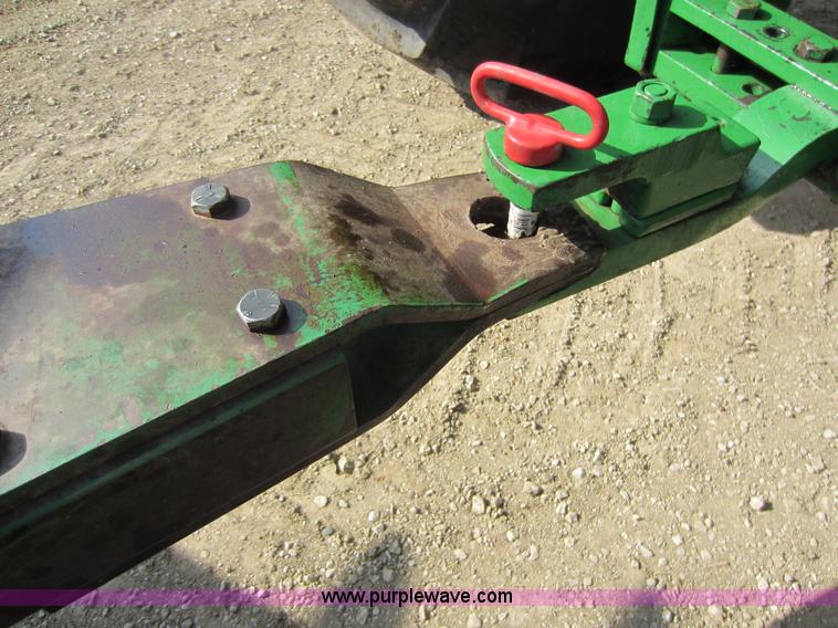 image for item C5370 John Deere 235 disk