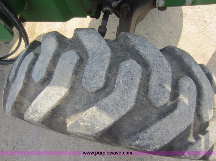 image for item C5404 2000 John Deere 5205 MFWD tractor