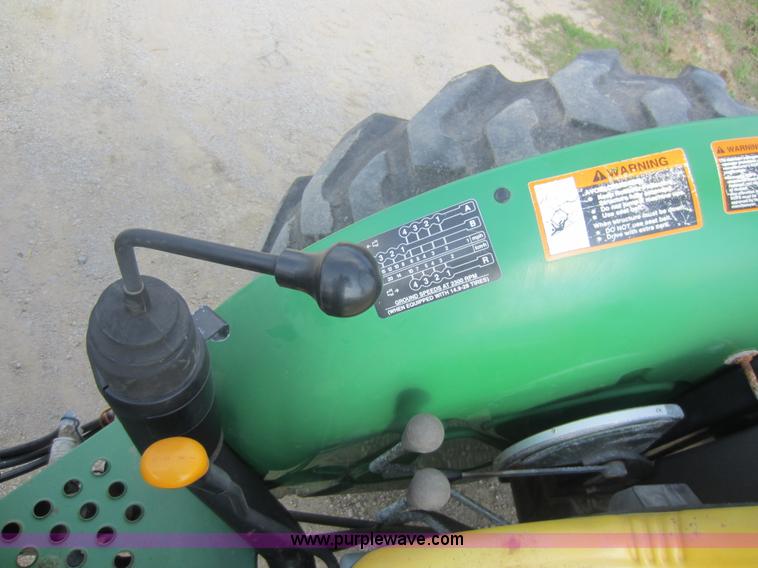 image for item C5404 2000 John Deere 5205 MFWD tractor