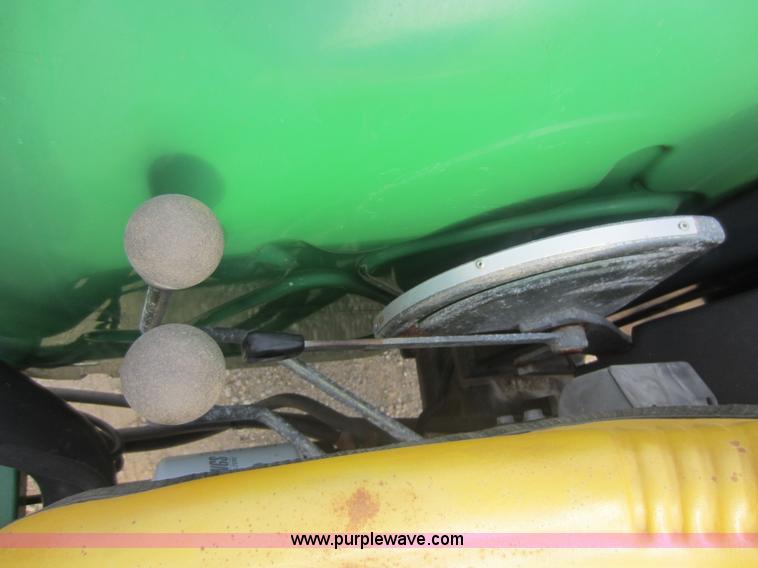 image for item C5404 2000 John Deere 5205 MFWD tractor