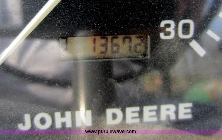 image for item C5404 2000 John Deere 5205 MFWD tractor