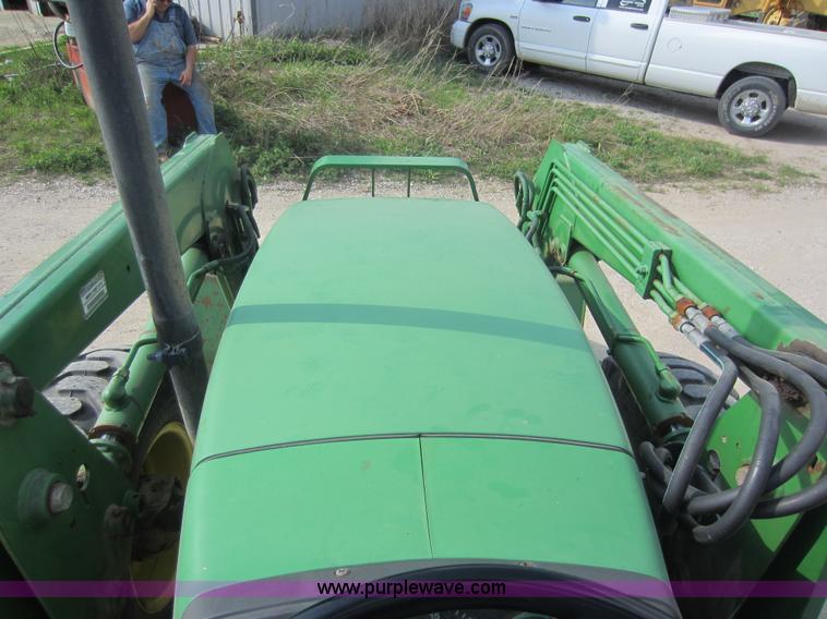 image for item C5404 2000 John Deere 5205 MFWD tractor