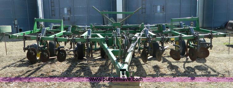 image for item D8917 John Deere 550 Mulch Master