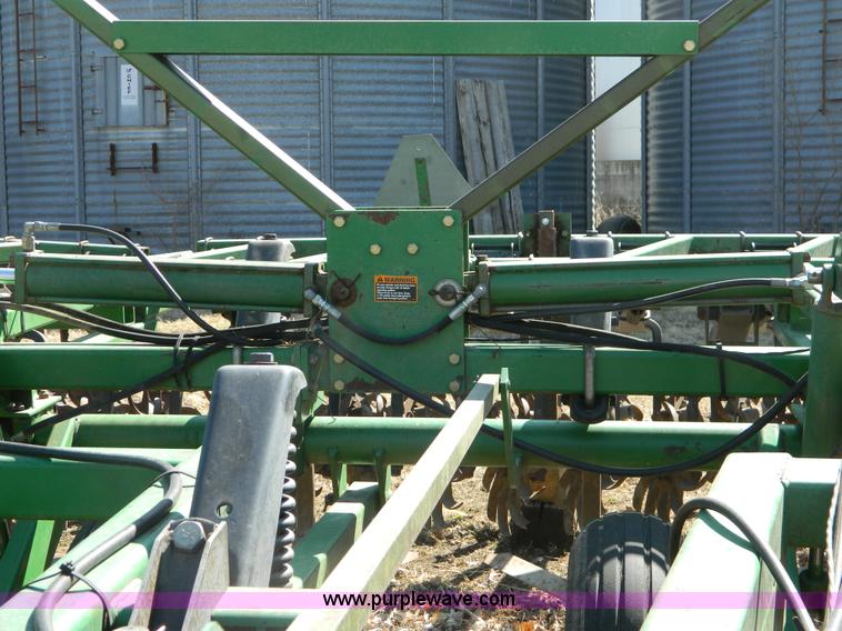 image for item D8917 John Deere 550 Mulch Master