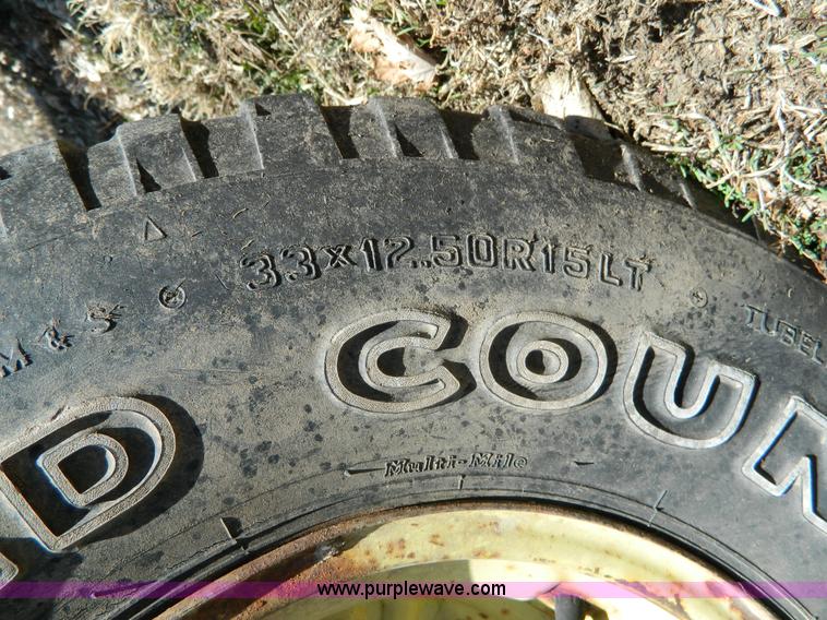 image for item D8918 John Deere stack mover