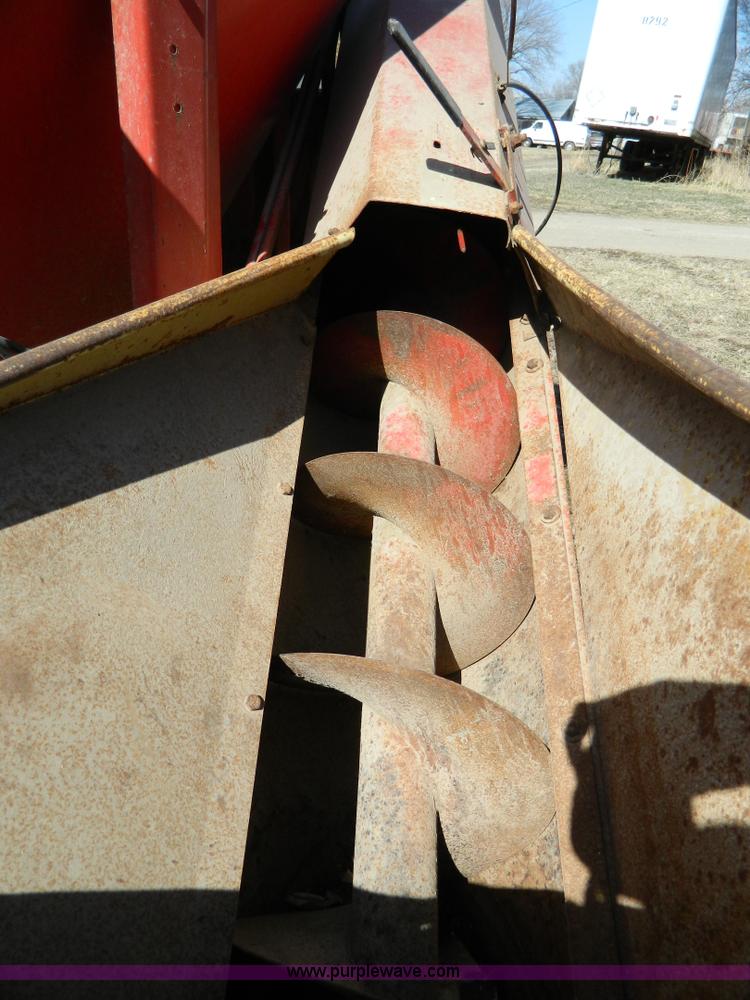 image for item D8919 Gehl 100 mixer