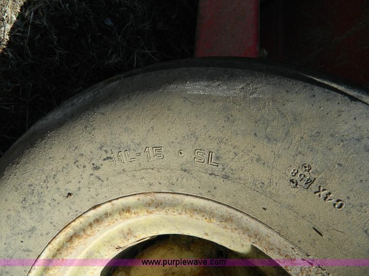 image for item D8919 Gehl 100 mixer