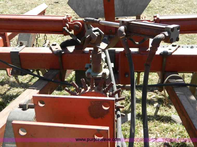 image for item D8922 Hesston 2210 field cultivator