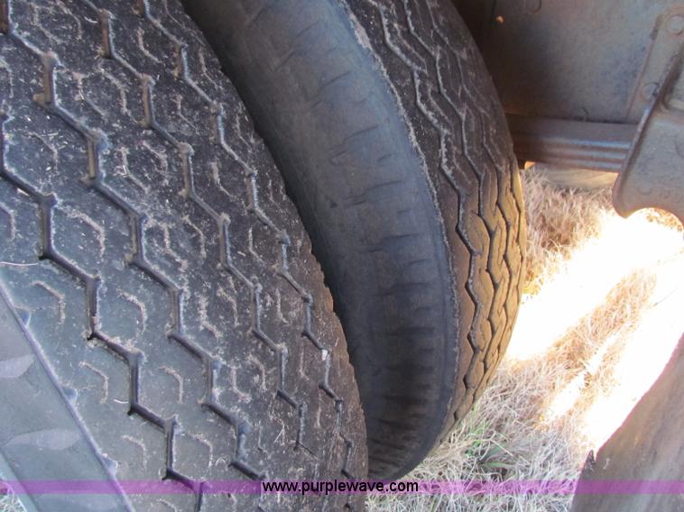 image for item D9214 1956 24' cattle pup trailer