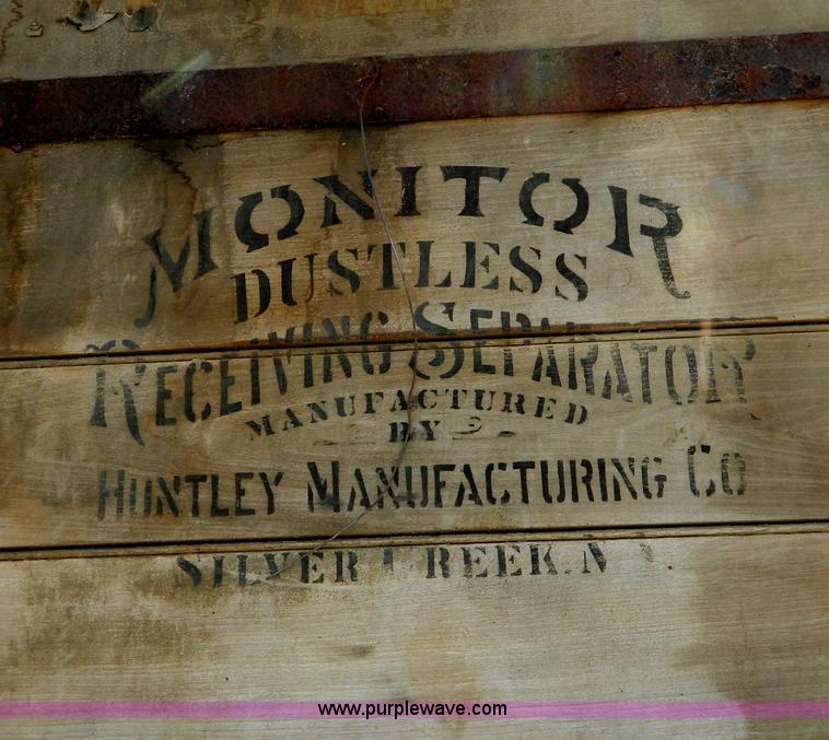 image for item E9482 Huntley portable seed cleaner