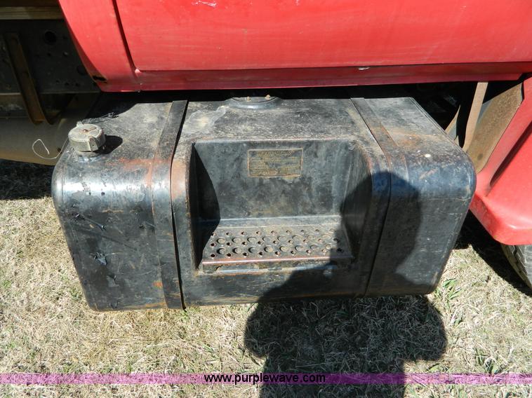 image for item E9483 1986 Chevrolet C70 flatbed truck