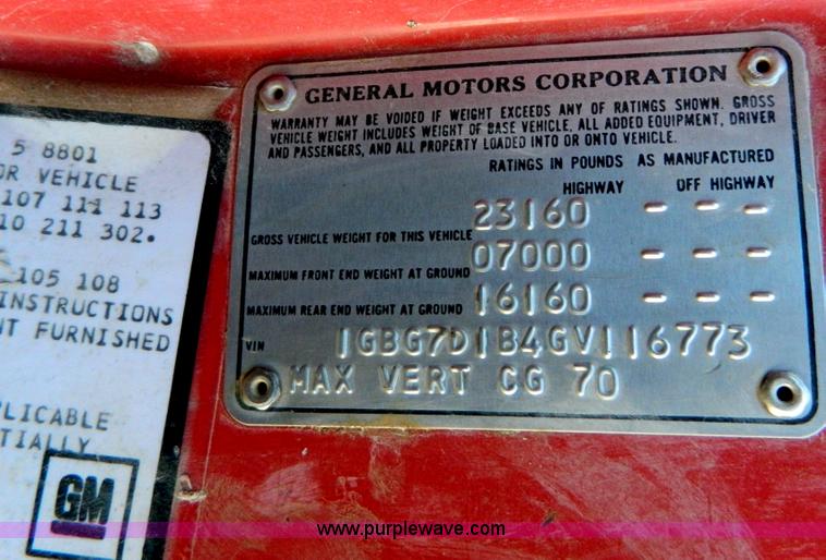 image for item E9483 1986 Chevrolet C70 flatbed truck