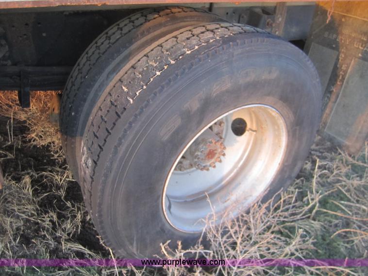 image for item F9176 1990 GMC TopKick truck with end gate lift