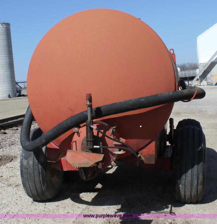 image for item L9604 Calumet V2250 honey wagon