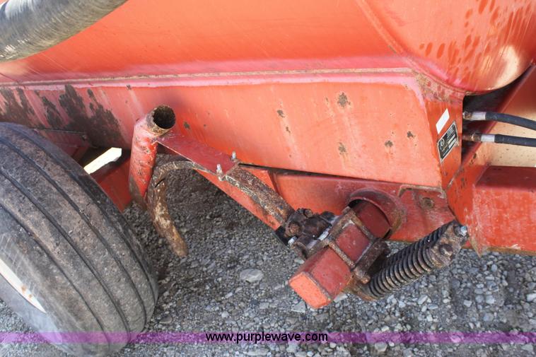 image for item L9604 Calumet V2250 honey wagon