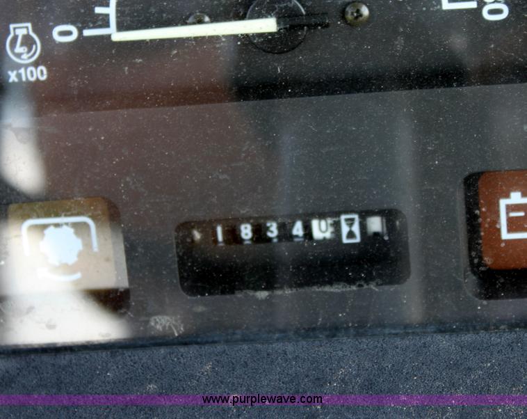 image for item L9606 1997 John Deere 5400 tractor