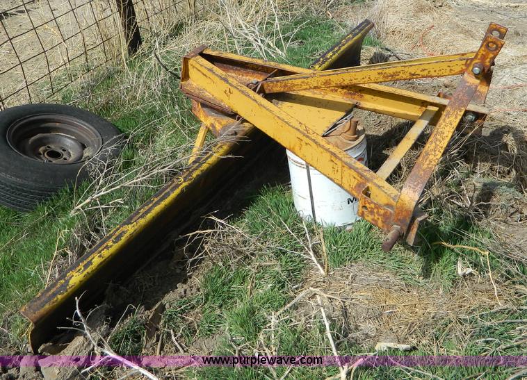 image for item T9754 Three point 7' rear blade
