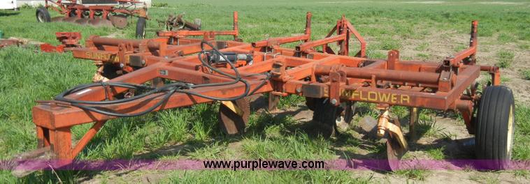 image for item U9981 Sunflower H15 15' V-bottom plow