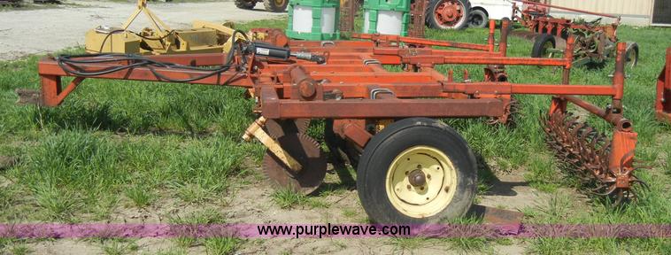 image for item U9981 Sunflower H15 15' V-bottom plow