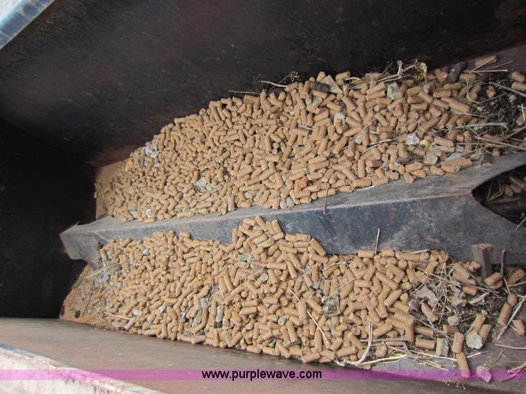 image for item V9002 Custom built cube feeder