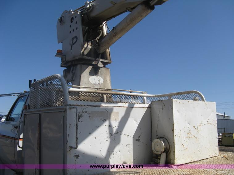 image for item A6113 1985 Chevrolet Kodiak C70 boom/digger derrick truck