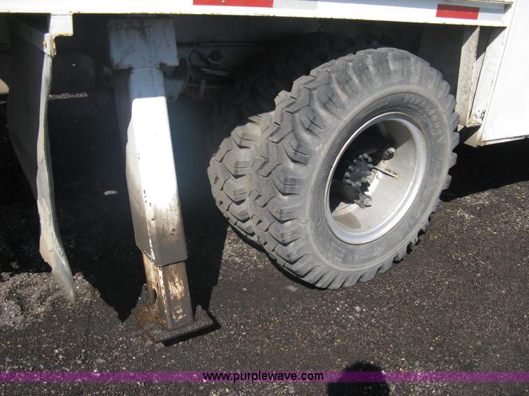image for item A6113 1985 Chevrolet Kodiak C70 boom/digger derrick truck