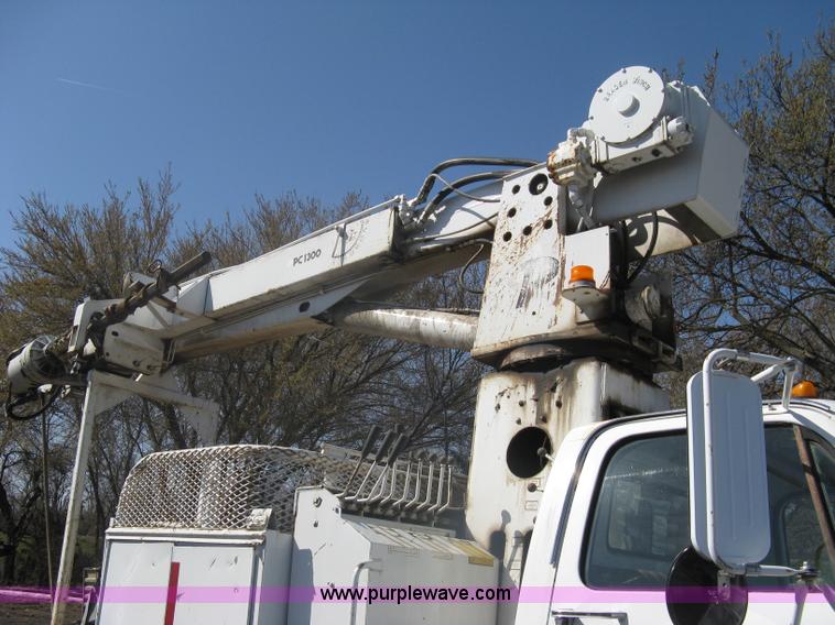 image for item A6113 1985 Chevrolet Kodiak C70 boom/digger derrick truck