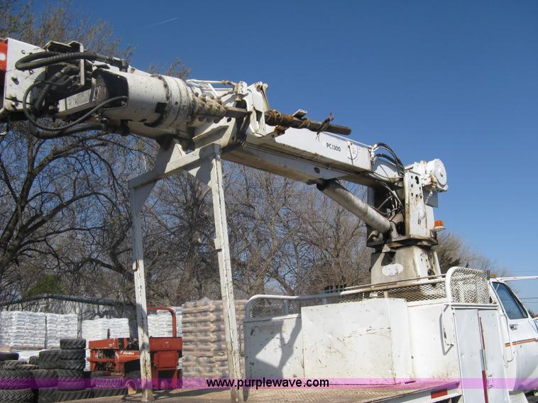 image for item A6113 1985 Chevrolet Kodiak C70 boom/digger derrick truck