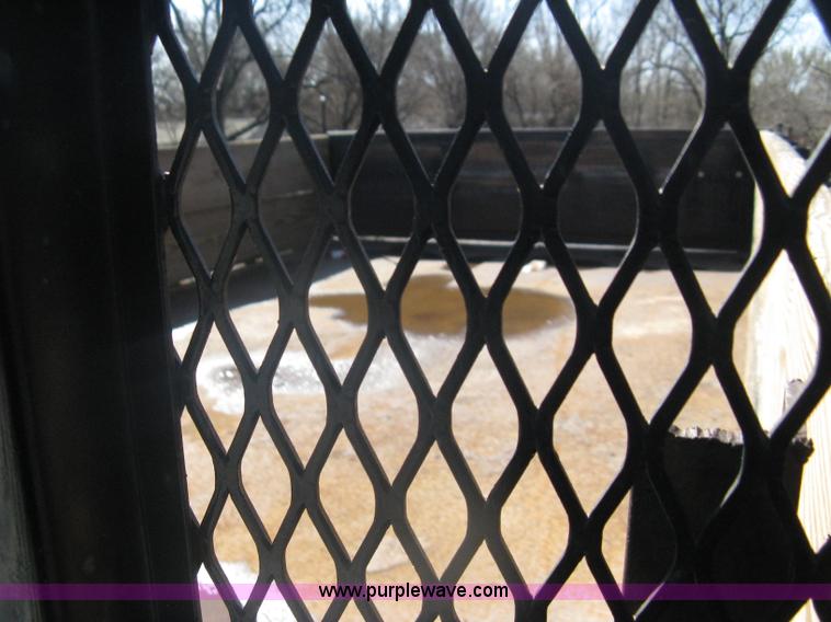 image for item A6114 1986 International 1654 dump truck