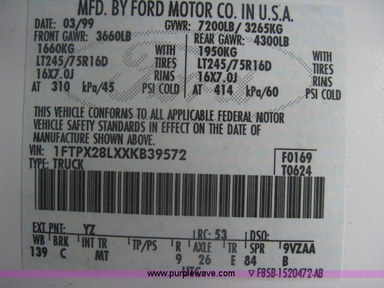 image for item A6125 1999 Ford F250 XLT SuperCab pickup truck