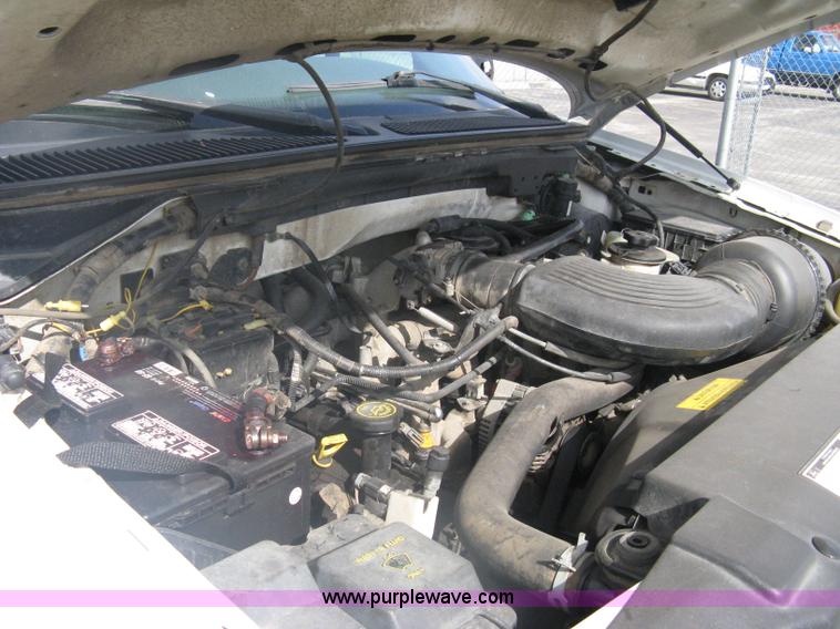 image for item A6125 1999 Ford F250 XLT SuperCab pickup truck