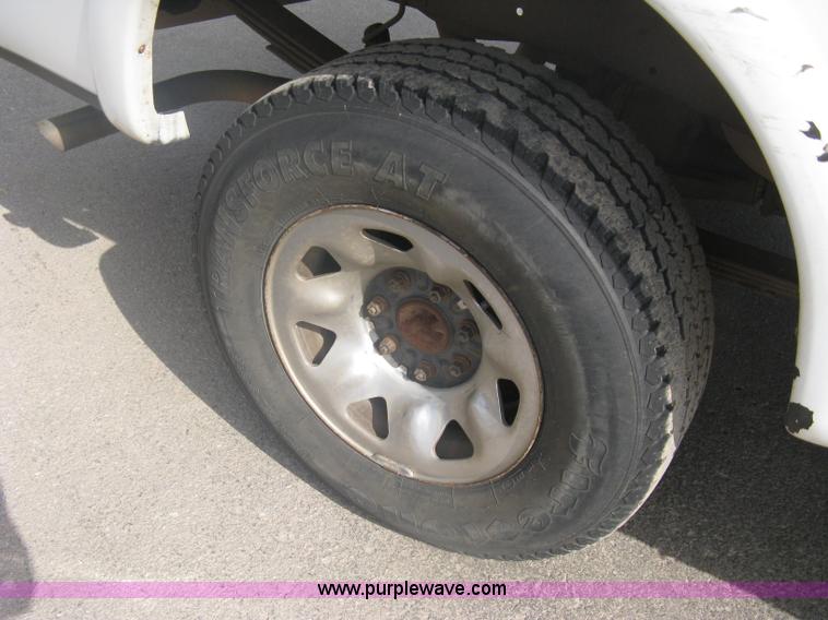 image for item A6125 1999 Ford F250 XLT SuperCab pickup truck