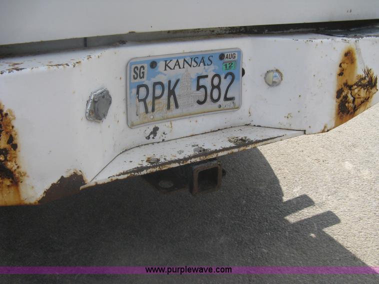 image for item A6126 1996 Ford F250 XL SuperCab pickup truck