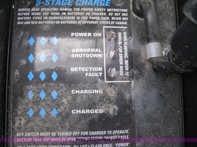 image for item A6127 Hyster W40Z motorized pallet jack