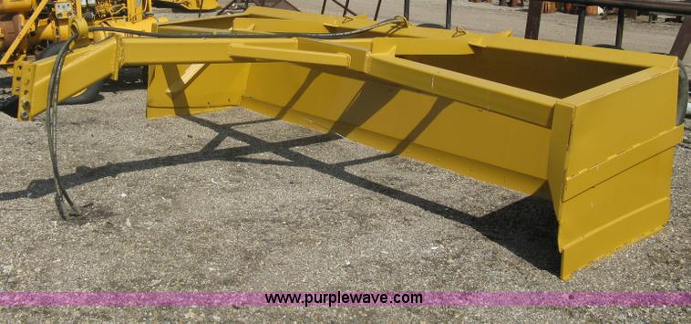 image for item A6129 Custom built construction grade 14' box blade