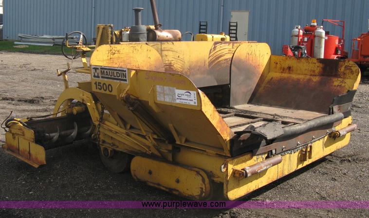 image for item A6147 Mauldin 1500 Super Paver asphalt paver